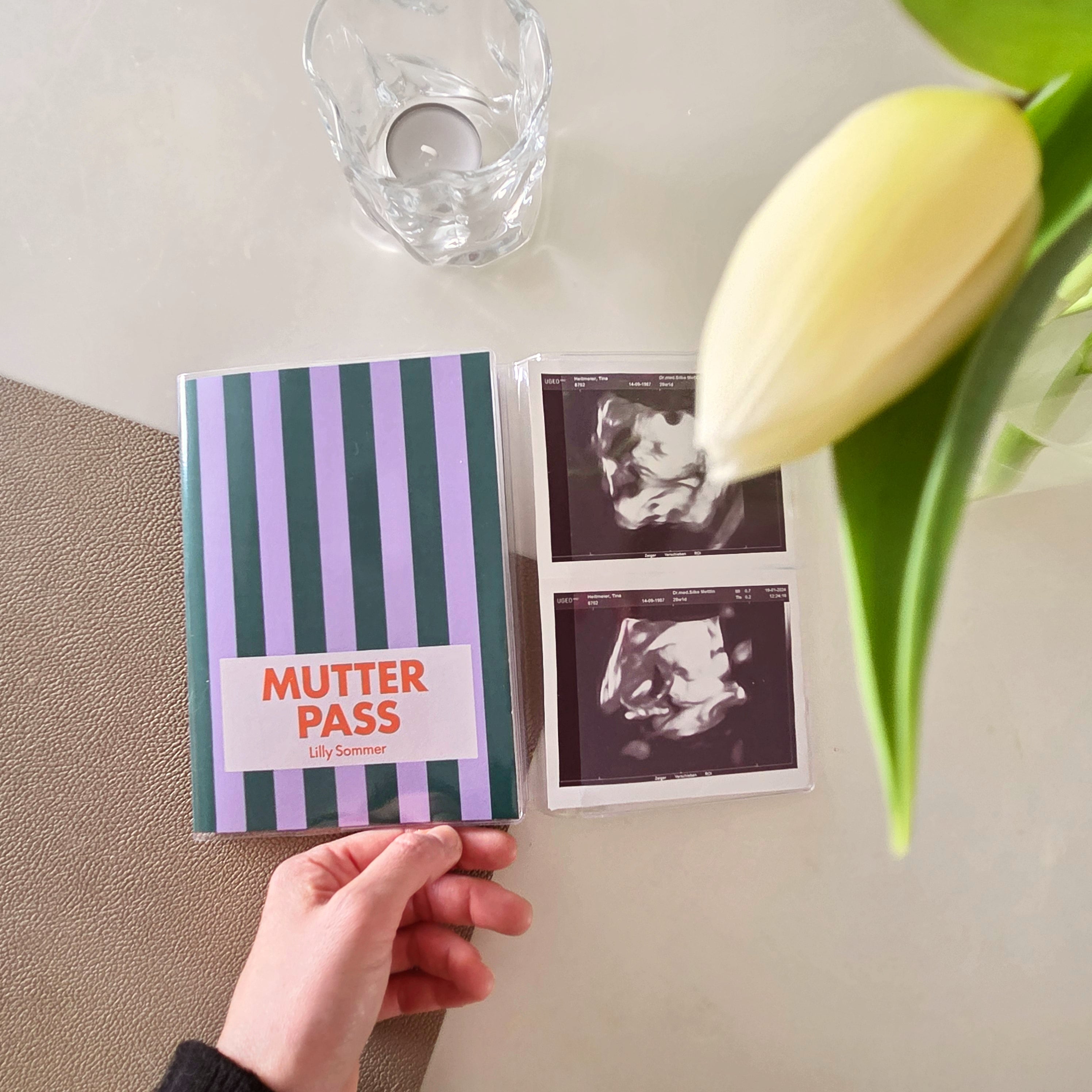 Mutterpasshülle Maxie I personalisierbar