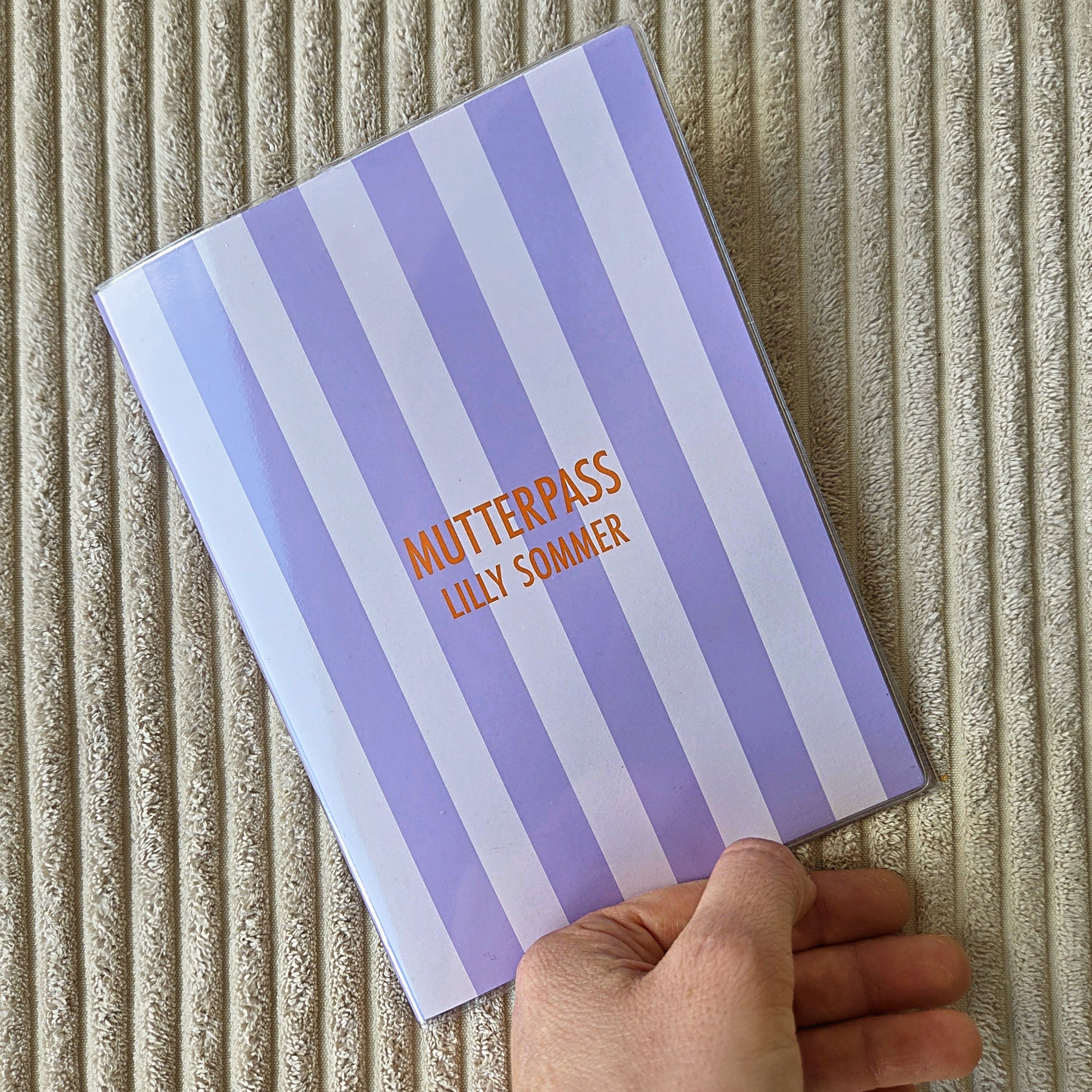 Mutterpasshülle Nika I personalisierbar