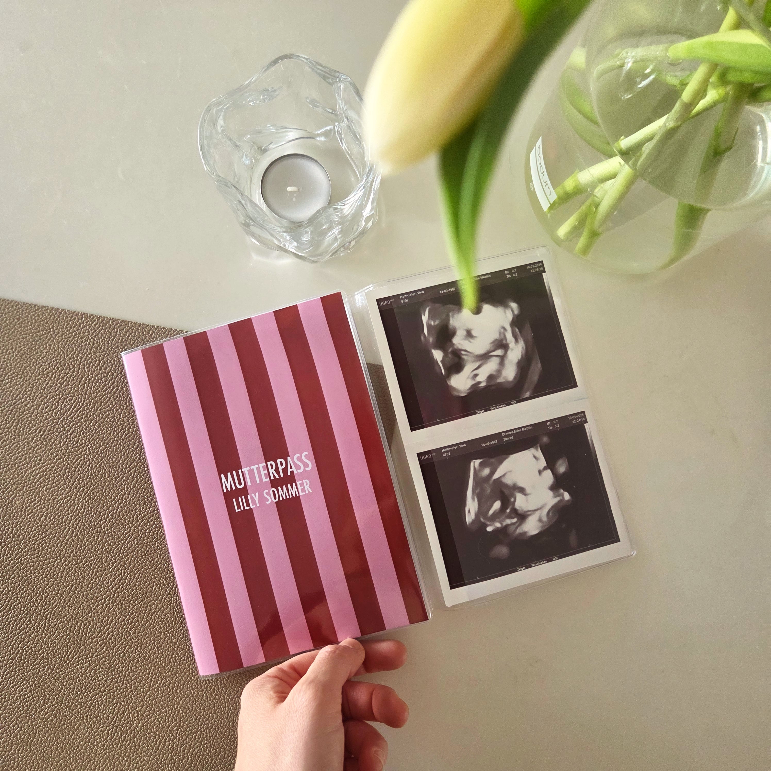 Mutterpasshülle Cleo I personalisierbar