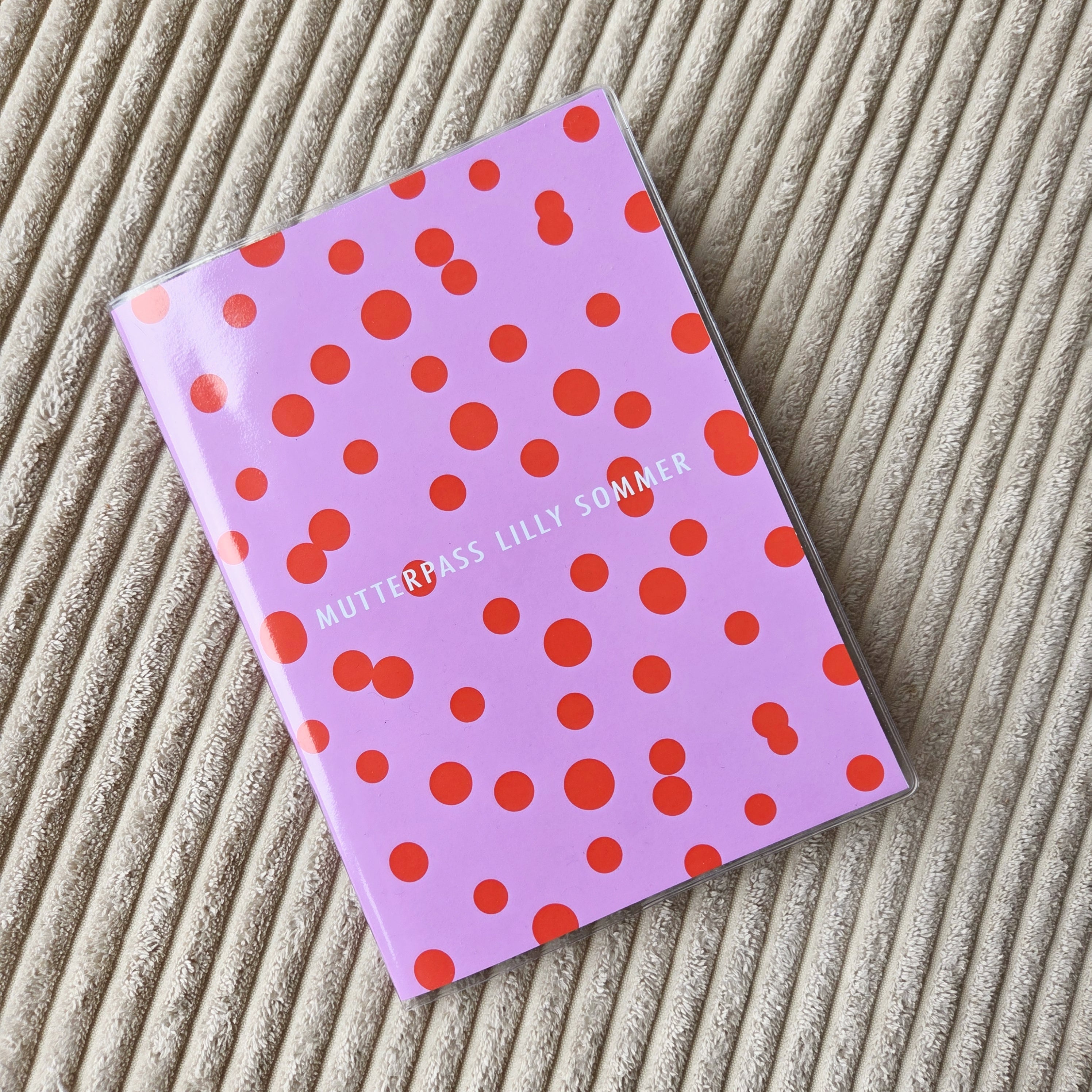 Mutterpasshülle Lilly I personalisierbar